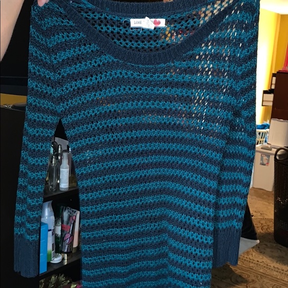 Knitted shirt/sweater - Picture 2 of 3